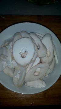 鸡腿菇炒莴笋