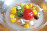 荷仙菇牛肉蔬菜冻汤