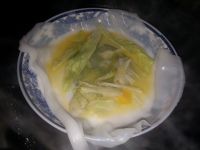 白菜鸡蛋肠粉