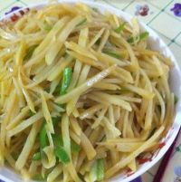 土豆丝炒青椒