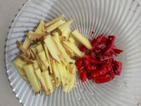 酸菜炒牛肠