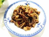酸菜炒牛肠