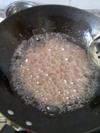 油炸花生米