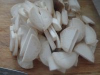 杏鲍菇炒腊肠
