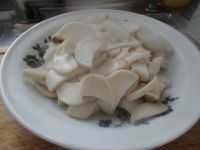 杏鲍菇炒腊肠