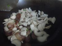 杏鲍菇炒腊肠