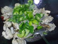 泡椒回锅兔