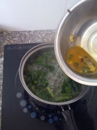 菠菜蛋花汤