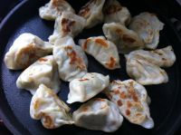 煎饺子