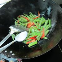 鱼香莴笋条
