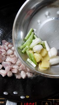 香芋红烧肉