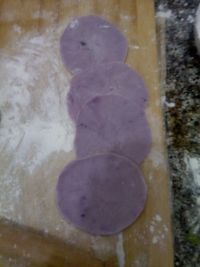冻紫薯饺