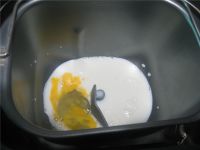 蜂蜜热狗面包卷