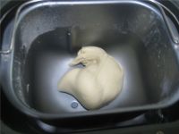 蜂蜜热狗面包卷