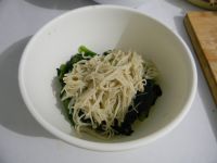 金针菇拌菠菜