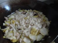 娃娃菜炖鲜粉条