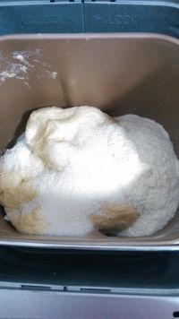北海道巨蛋牛奶面包