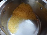 红枣栗子小米粥