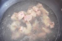 竹笋海带炖排骨