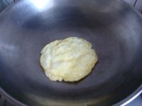 芹菜鸡蛋炒面