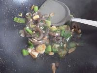 大葱炒海参