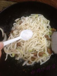 牛肉炒乌冬面