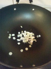 丝瓜虾仁炒鸡蛋