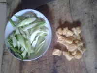 油豆腐炒青菜