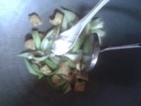 油豆腐炒青菜