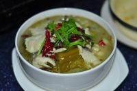 酸菜鱼炖豆腐