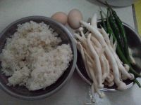 金黄鲜菇炒饭