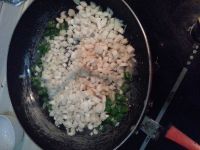 金黄鲜菇炒饭