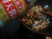 蘑菇炒肉