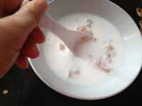 燕麦核桃牛奶粥