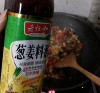 香肠胡萝卜焖饭