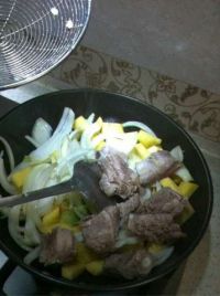 排骨鲜虾煲饭