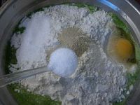 菠菜牛肉土司