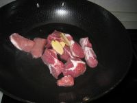 石斛沙参玉竹炖瘦肉