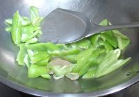 尖椒炒牛肉