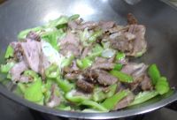尖椒炒牛肉