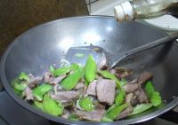 尖椒炒牛肉