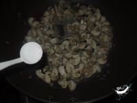 蒜香罗勒口蘑