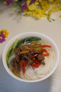 牛肉榨菜丝米粉