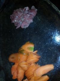 胡萝卜瘦肉汤
