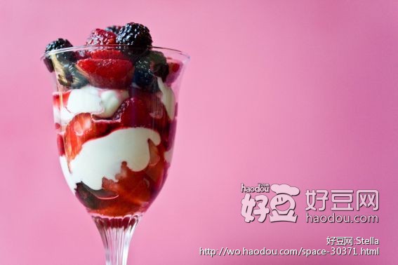 Berry parfait