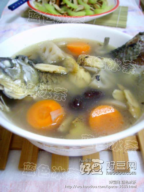 黄芪鲫鱼汤