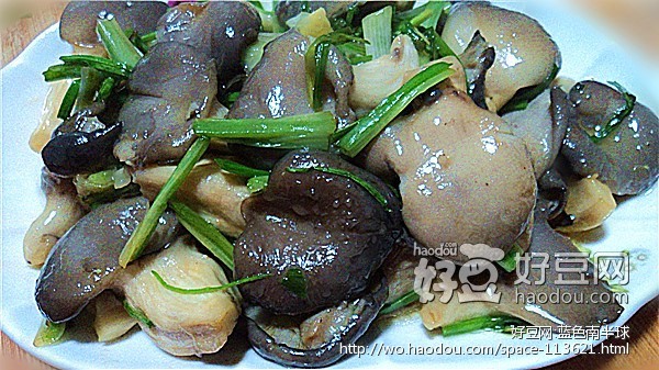 素炒荞头鲜菇