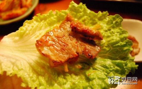 辣白菜阿胶烤肉