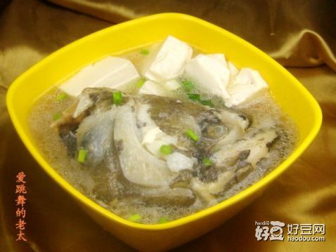 鸦片鱼头豆腐汤