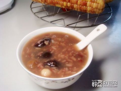 桂圆红枣粥